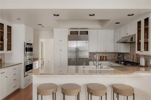 $1,095,000 | 4822 Twin Valley Drive, Austin, TX 78731