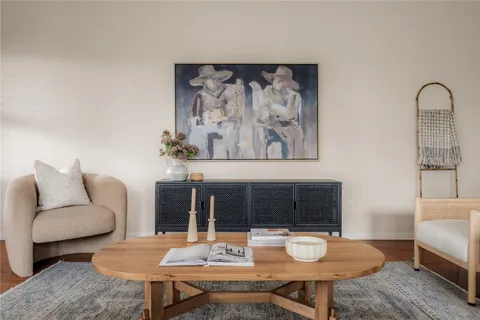 $1,095,000 | 4822 Twin Valley Drive, Austin, TX 78731