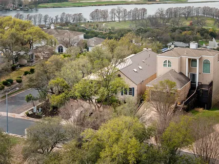 $1,095,000 | 4822 Twin Valley Drive, Austin, TX 78731