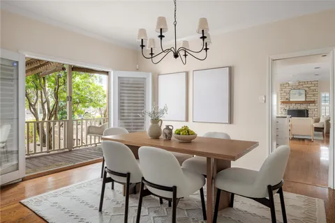 $1,095,000 | 4822 Twin Valley Drive, Austin, TX 78731