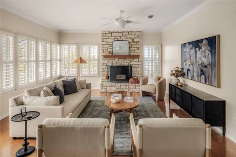 $1,095,000 | 4822 Twin Valley Drive, Austin, TX 78731