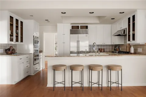 $1,095,000 | 4822 Twin Valley Drive, Austin, TX 78731