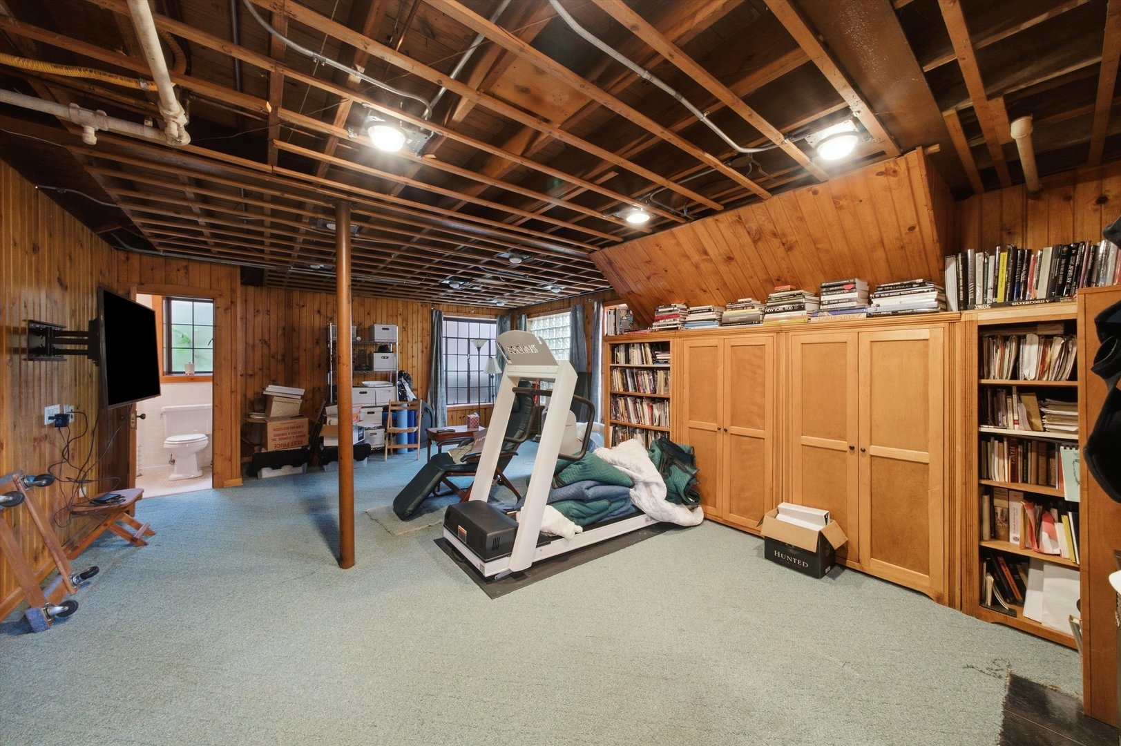327 Selborne Road Riverside, IL 60546 - Photo 24 of 40 Gallery Image 24