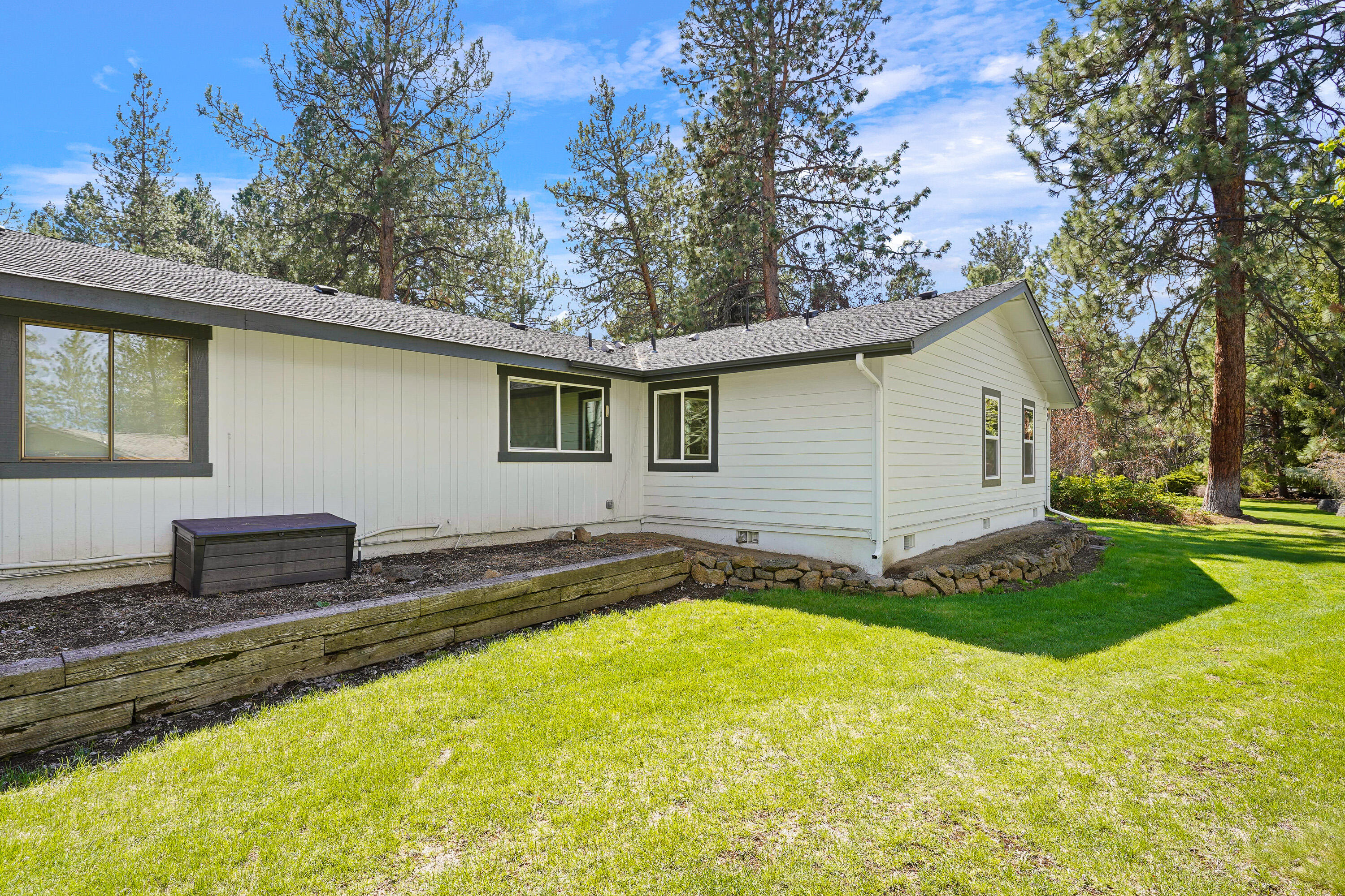 20452 Mainline Road Bend, OR 97702 - Photo 38 of 40 a front view of a house with a yard