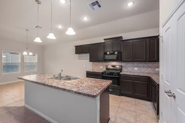 $1,800 | 12153 Goliad Lane, Willis, TX 77378