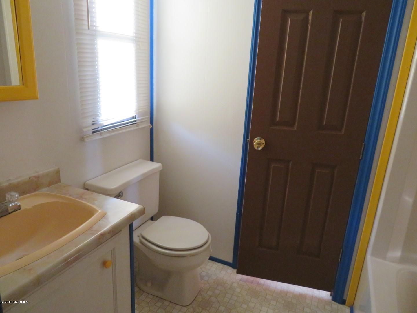 2775 Hills Neck Road Ernul, NC 28527 - Photo 14 of 29 Bath #2