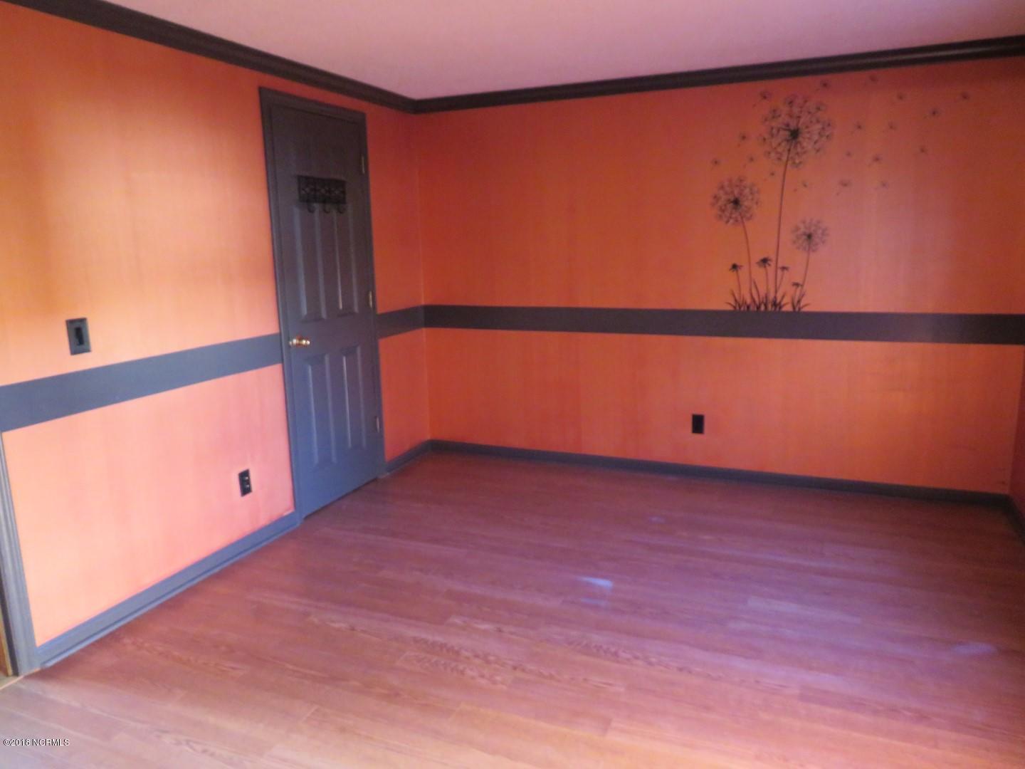 2775 Hills Neck Road Ernul, NC 28527 - Photo 7 of 29 Master Bedroom