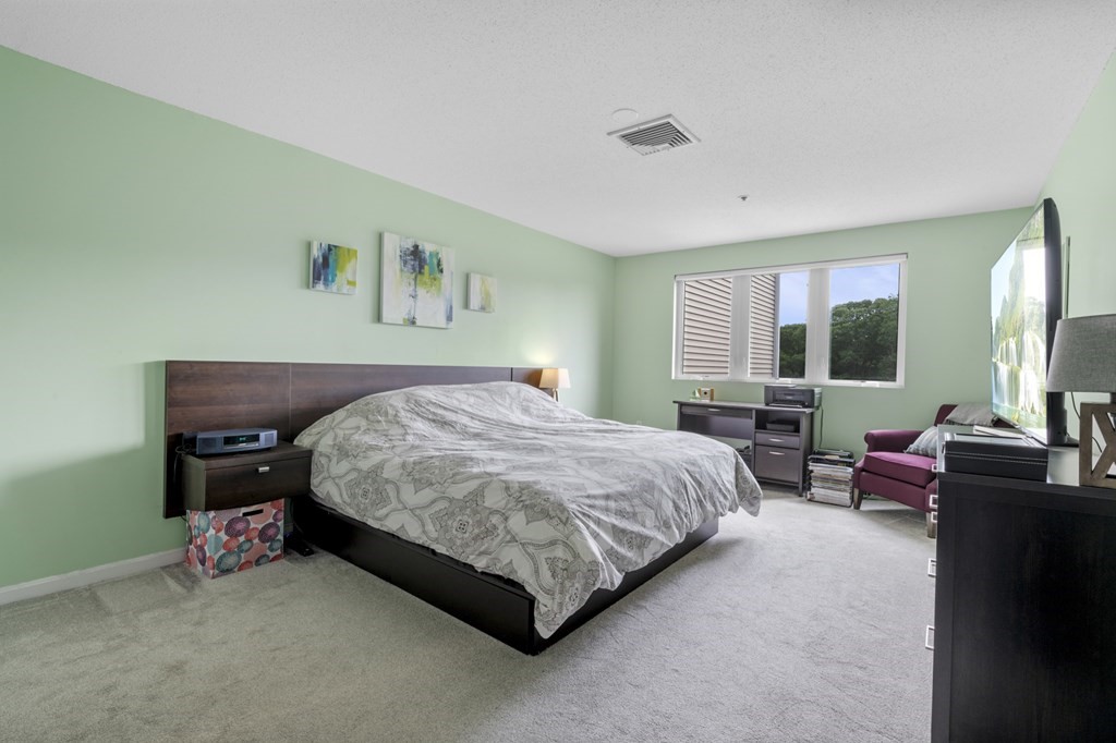 36 Dunham Road, Unit 204 Beverly, MA 01915 - Photo 22 of 31 Gallery Image 22