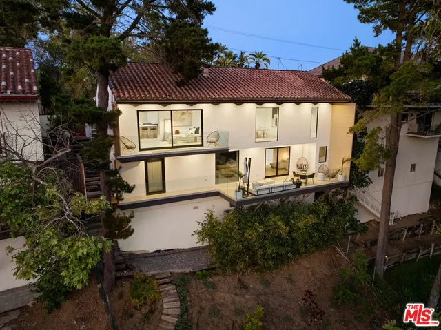 $1,925,000 | 8583 Skyline Drive, Los Angeles, CA 90046