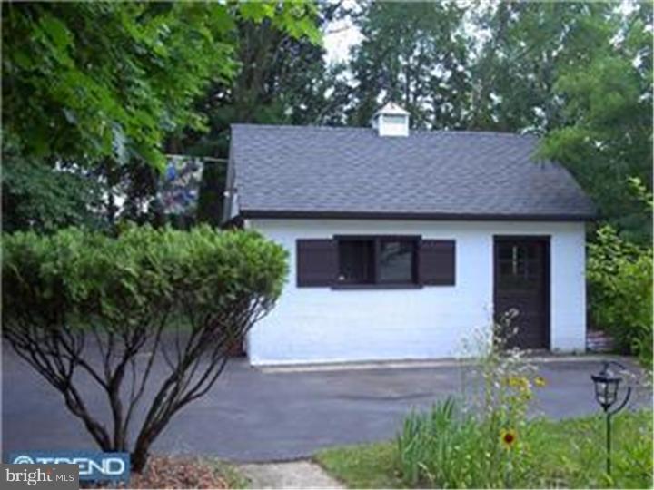 210 Locktown Road Flemington, NJ 08822 - Photo 3 of 12
