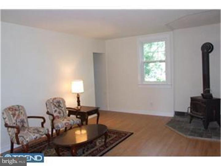 210 Locktown Road Flemington, NJ 08822 - Photo 9 of 12