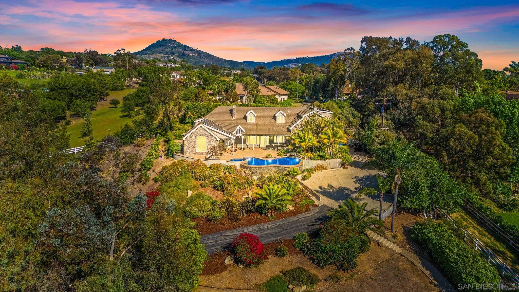 3537 Dove Hollow Road Encinitas, CA 92024 - Photo 2 of 36