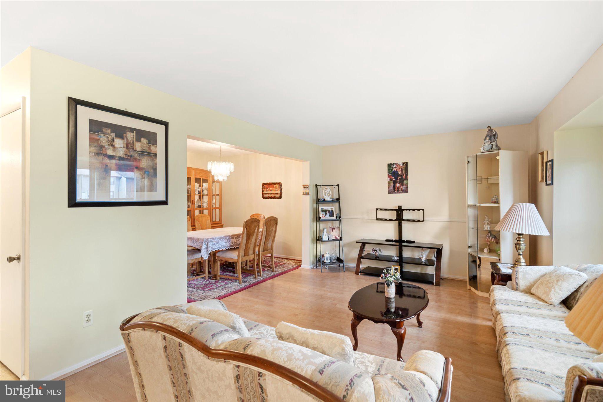 544 Fairfield Road East Windsor, NJ 08520 - Photo 6 of 24 Gallery Image 6