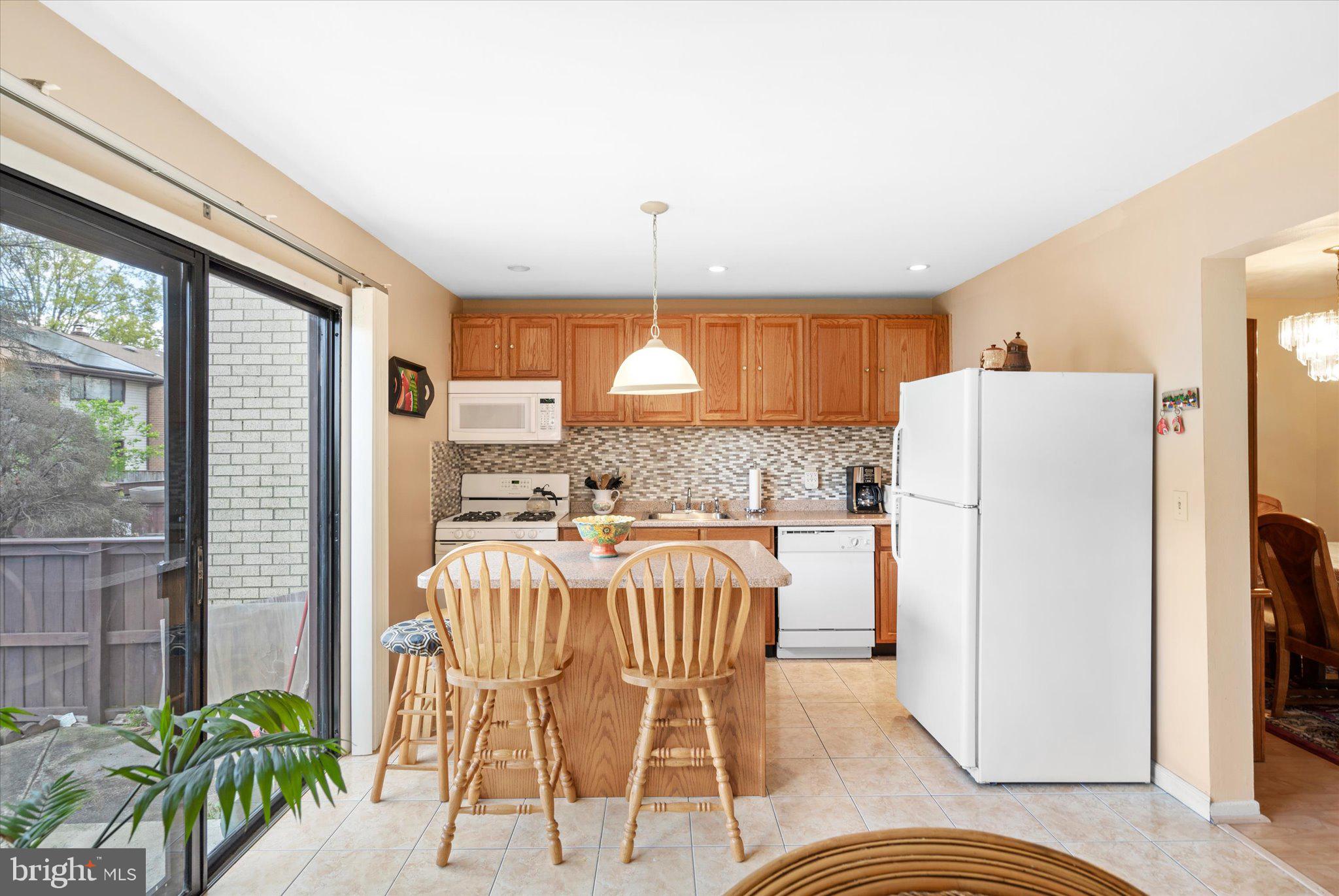 544 Fairfield Road East Windsor, NJ 08520 - Photo 9 of 24 Gallery Image 9