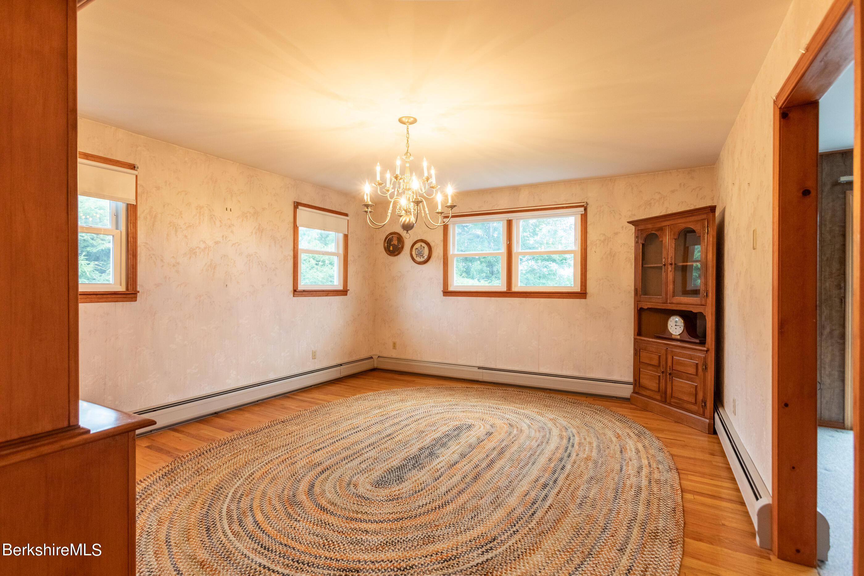 66 Winesap Road Pittsfield, MA 01201 - Photo 17 of 38 Dining Room
