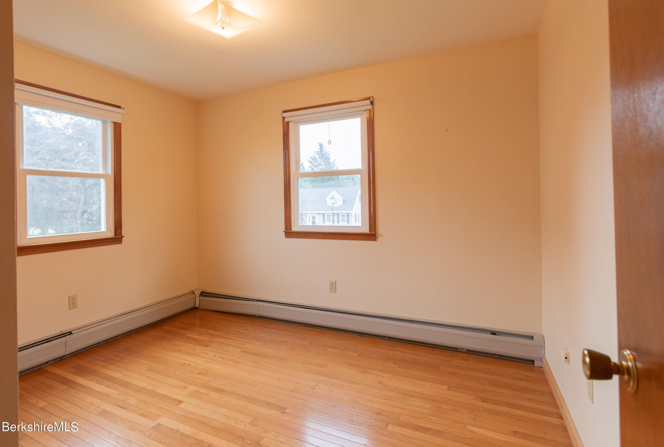 66 Winesap Road Pittsfield, MA 01201 - Photo 28 of 38 Bedroom 3