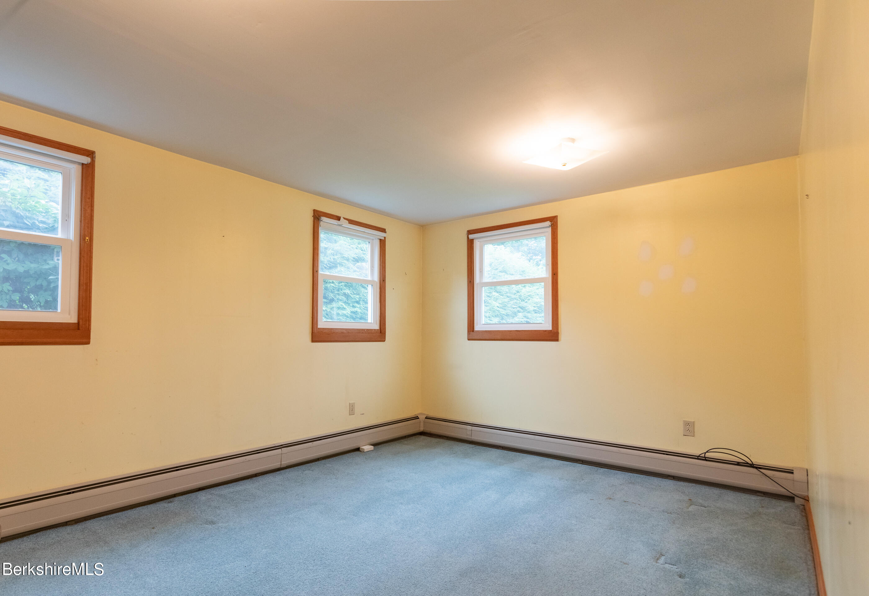 66 Winesap Road Pittsfield, MA 01201 - Photo 36 of 38 Back Room - Lower Level