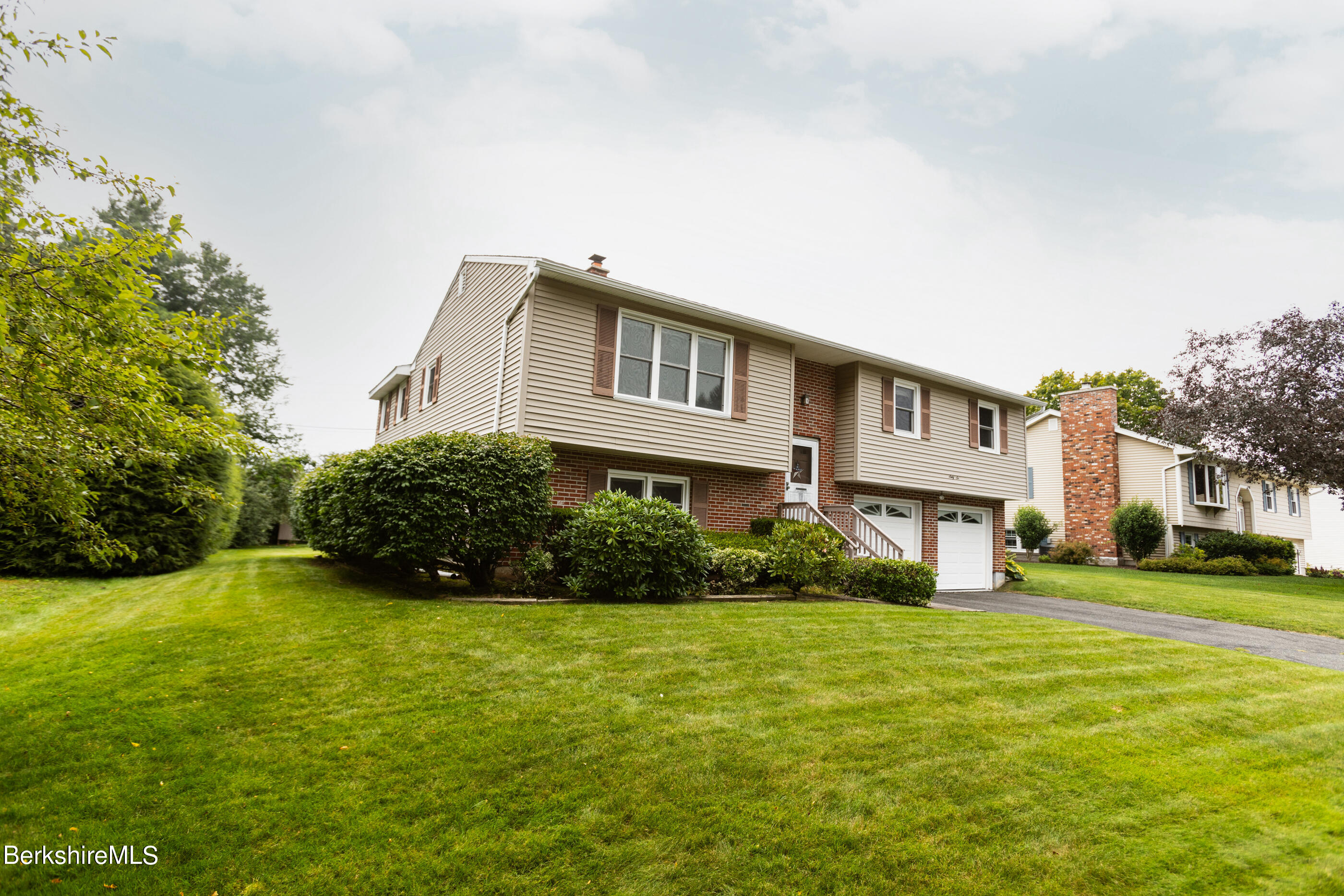 66 Winesap Road Pittsfield, MA 01201 - Photo 38 of 38 66 Winesap