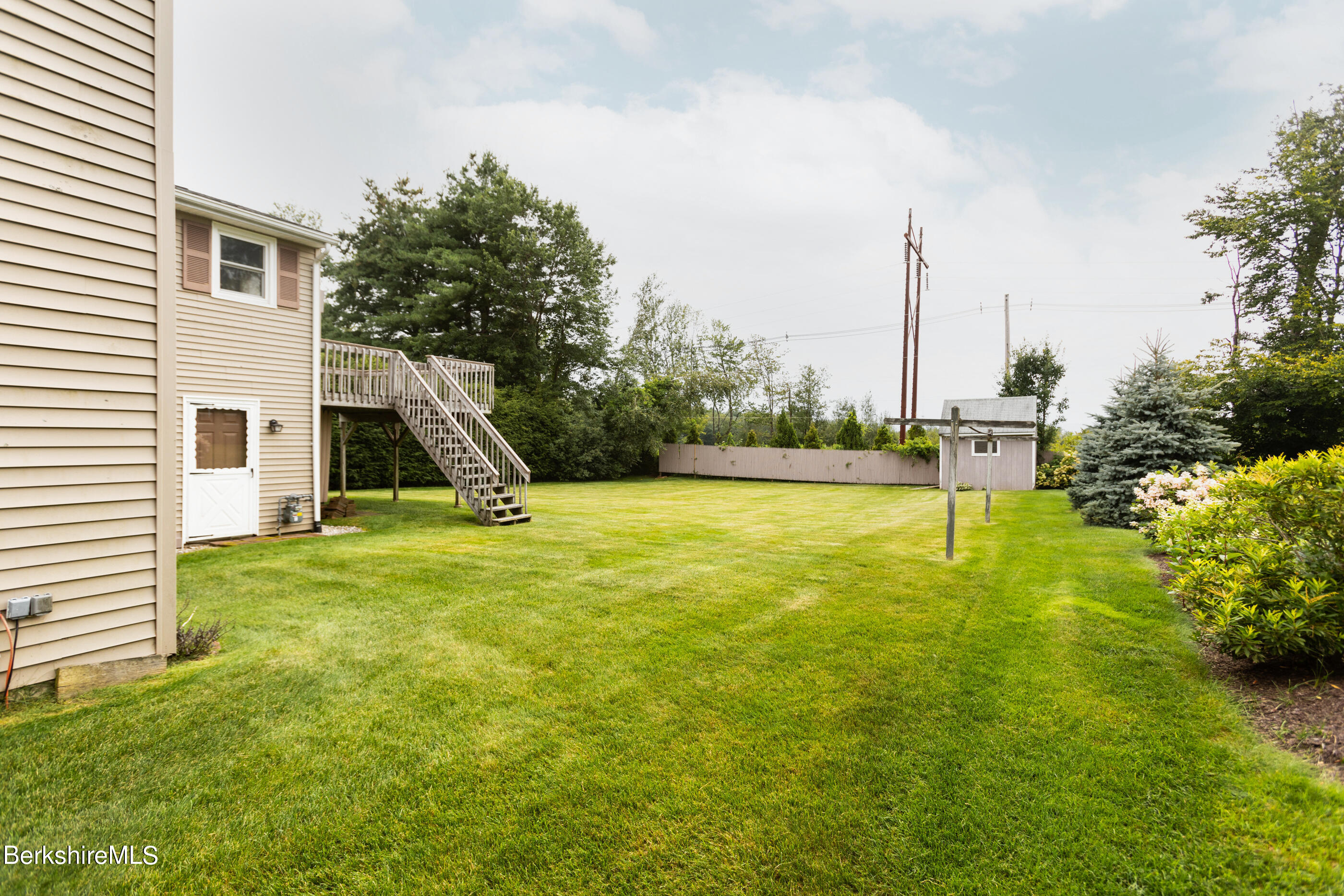 66 Winesap Road Pittsfield, MA 01201 - Photo 4 of 38 Side Yard