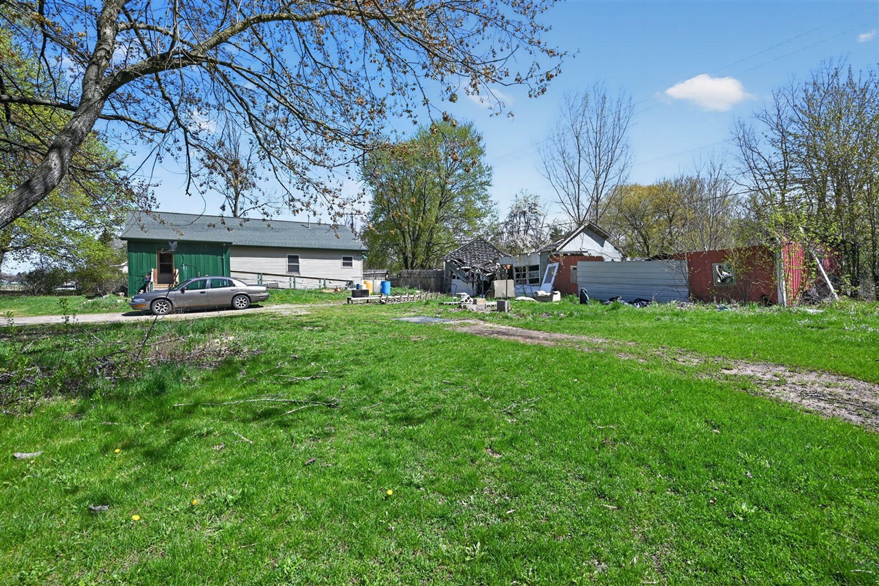 5142 North State Road Alma, MI 48801 - Photo 12 of 18