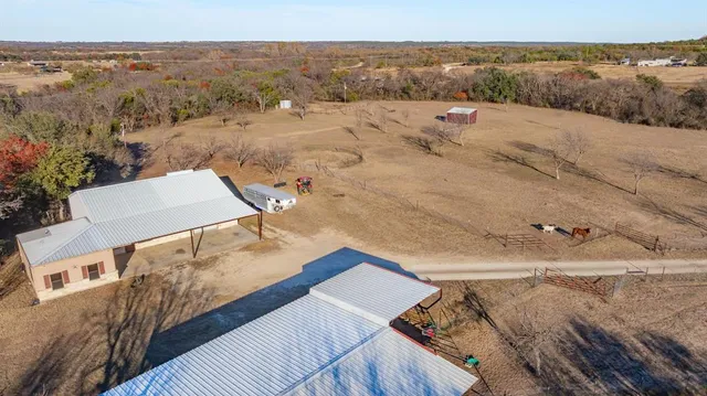 $935,000 | 4286 County Road 156, Bluff Dale, TX 76433
