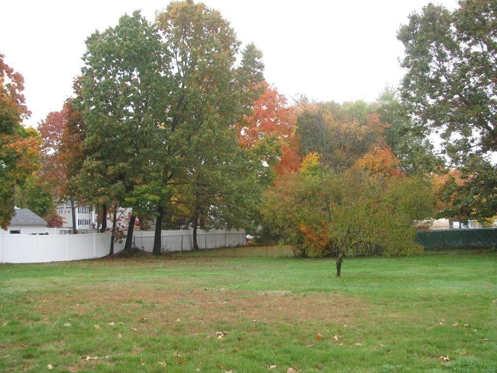 22 Baniulis Road Billerica, MA 01821 - Photo 16 of 17 Gallery Image 16