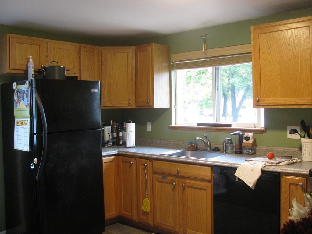 22 Baniulis Road Billerica, MA 01821 - Photo 2 of 17 Gallery Image 2