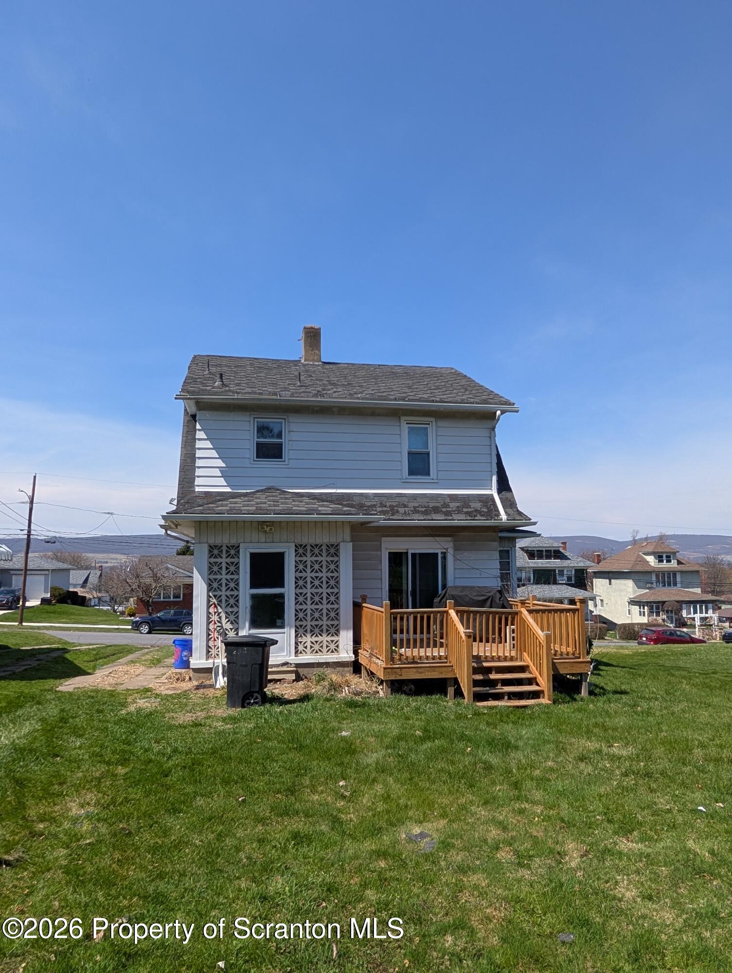 2307 Prospect Avenue Scranton, PA 18505 - Photo 10 of 11 a front view of a house with garden