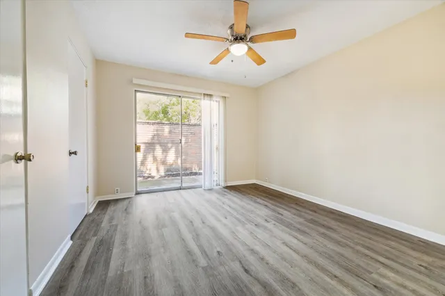 $1,300 | 3259 Branard Street, Unit 8, Houston, TX 77098