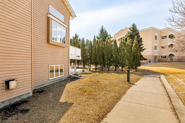 $372,000 | 61 Fremont Drive South, Fargo, ND 58103