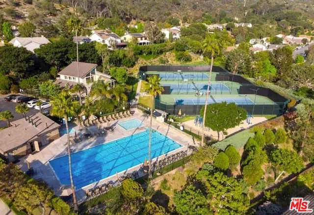 $2,195,000 | 17173 Avenida De Santa Ynez, Pacific Palisades, CA 90272