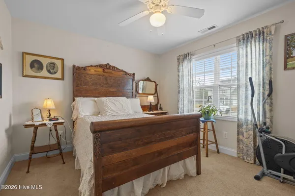 $355,000 | 611 Flybridge Lane, Beaufort, NC 28516