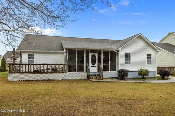 $355,000 | 611 Flybridge Lane, Beaufort, NC 28516
