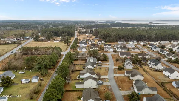 $355,000 | 611 Flybridge Lane, Beaufort, NC 28516