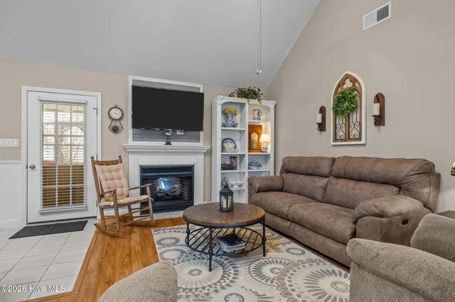 $355,000 | 611 Flybridge Lane, Beaufort, NC 28516