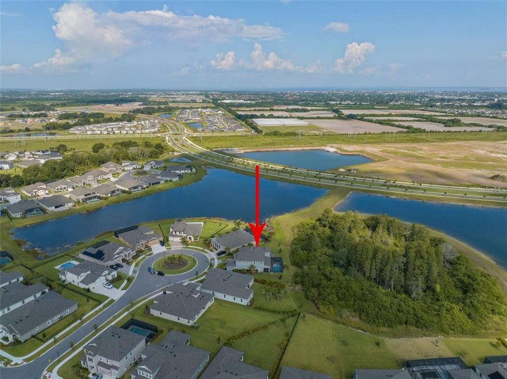 7004 Mainland Avenue Apollo Beach, FL 33572 - Photo 66 of 67 a view of an ocean and beach