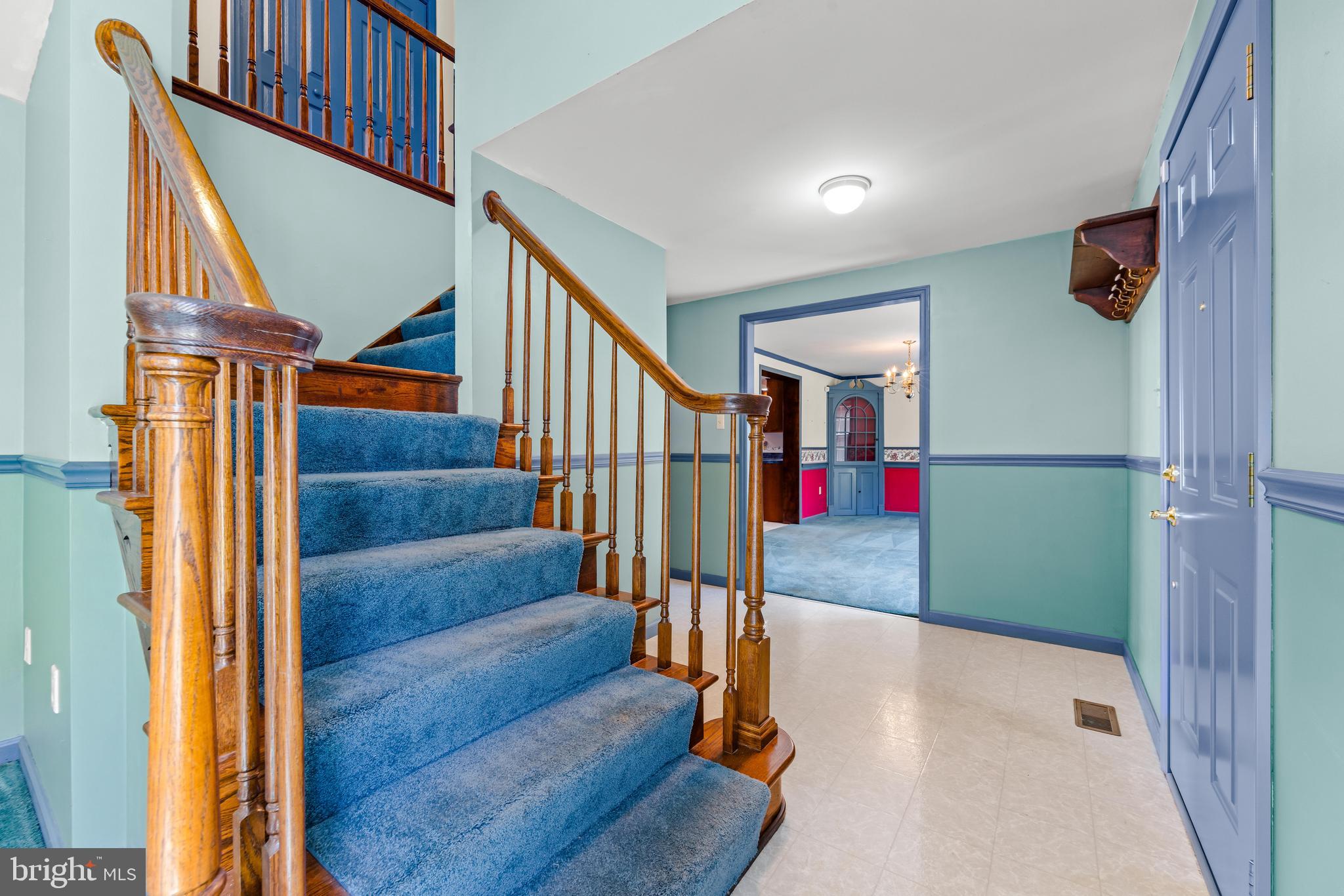 380 Crowl Road Westminster, MD 21158 - Photo 9 of 82 Foyer
