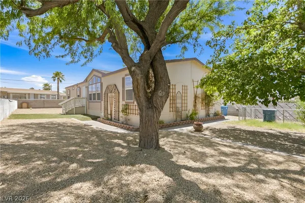 $1,800 | 6253 Mt Rainier Avenue, Las Vegas, NV 89156