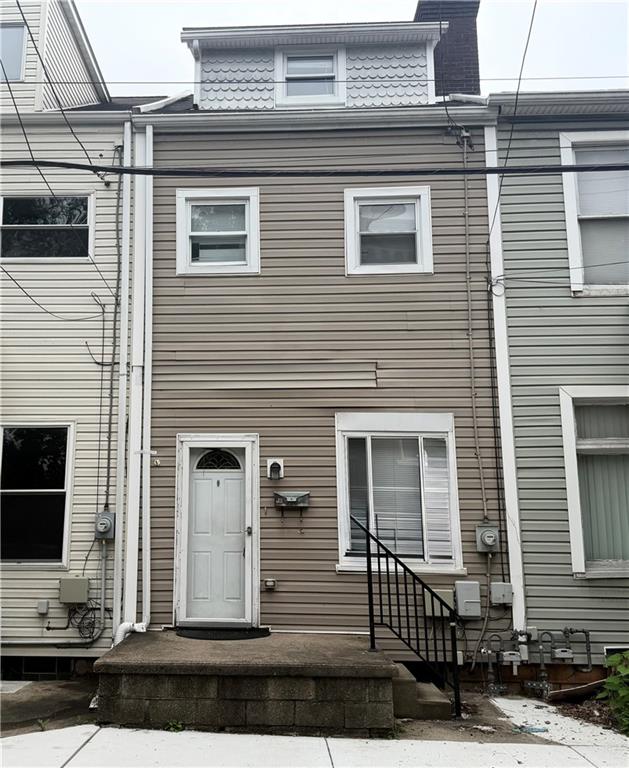 824 Walnut Street Pittsburgh, PA 15221 - Photo 1 of 10