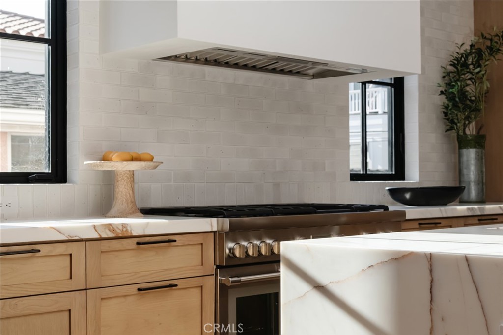 405 7th Street Manhattan Beach, CA 90266 - Photo 19 of 70