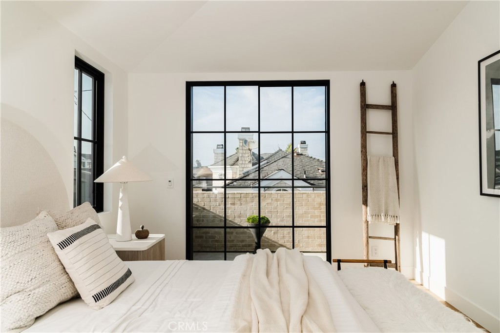 405 7th Street Manhattan Beach, CA 90266 - Photo 55 of 70