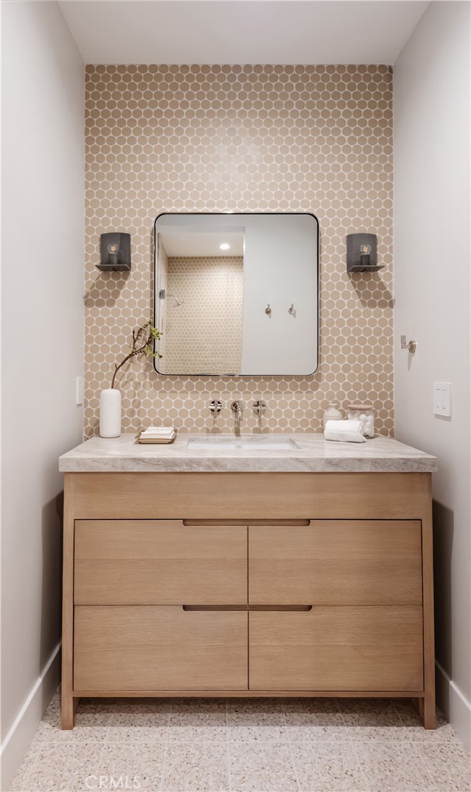 405 7th Street Manhattan Beach, CA 90266 - Photo 65 of 70