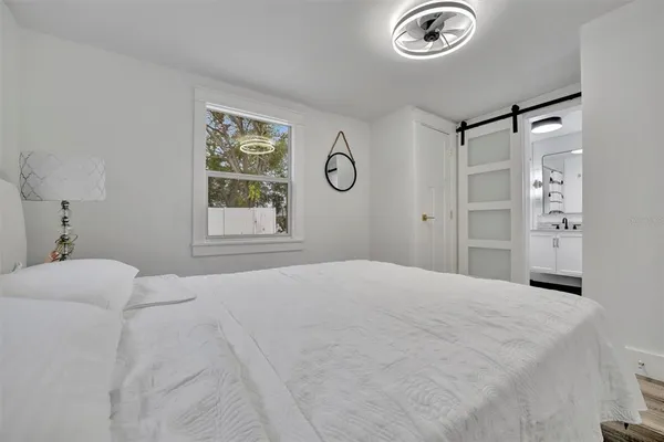 $1,099,000 | 2713 4th Avenue West, Bradenton, FL 34205