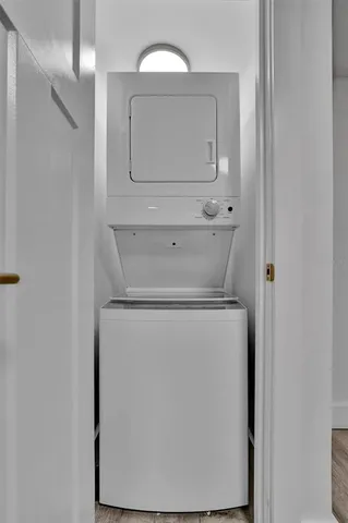 $1,099,000 | 2713 4th Avenue West, Bradenton, FL 34205