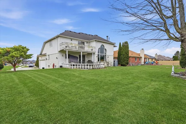 $529,900 | 19444 Jack Pine Drive, Macomb, MI 48042