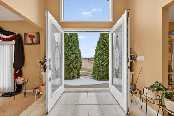 $529,900 | 19444 Jack Pine Drive, Macomb, MI 48042