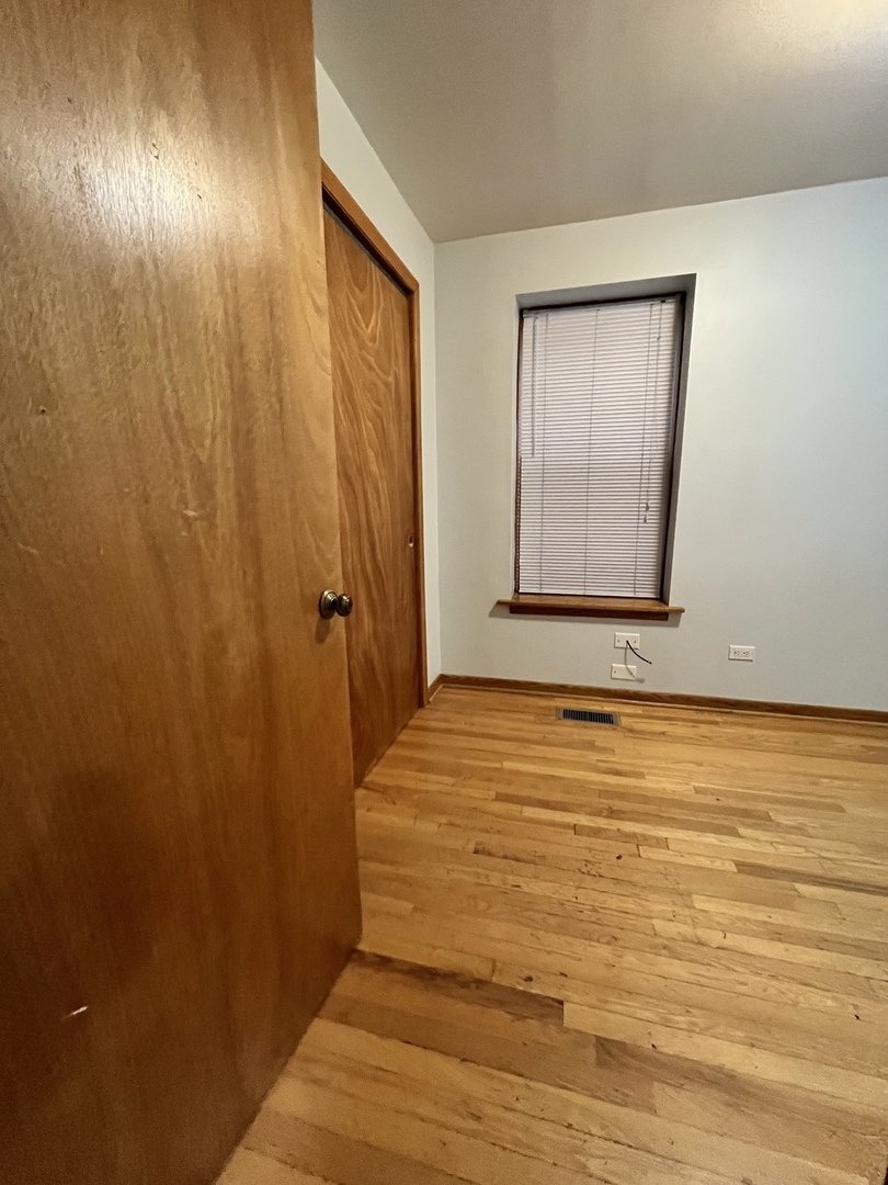 3217 South May Street, Unit 1 Chicago, IL 60608 - Photo 16 of 20