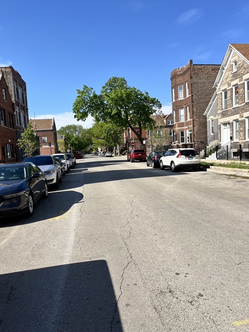 3217 South May Street, Unit 1 Chicago, IL 60608 - Photo 2 of 20