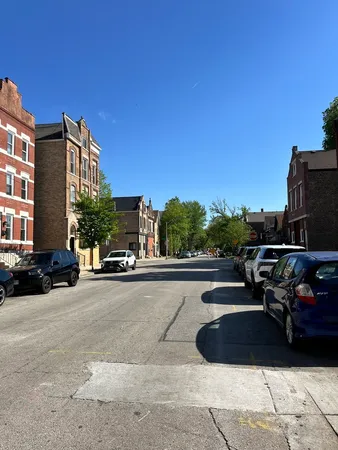 $2,750 | 3217 South May Street, Unit 1, Chicago, IL 60608
