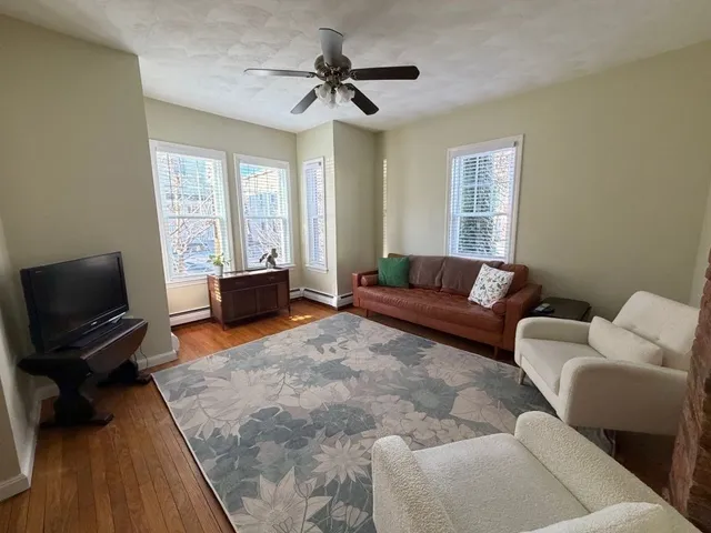 $3,400 | 19 Wyatt Street, Unit 19, Somerville, MA 02143